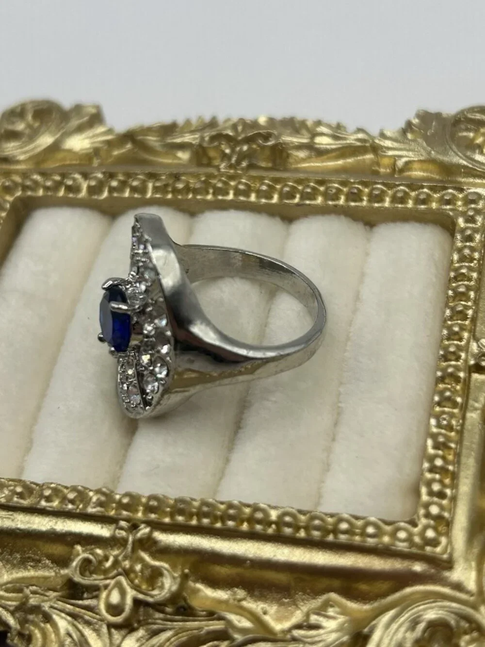 Vintage Style Silver Tone Blue Rhinestone Oval Cocktail Ring Size 8
